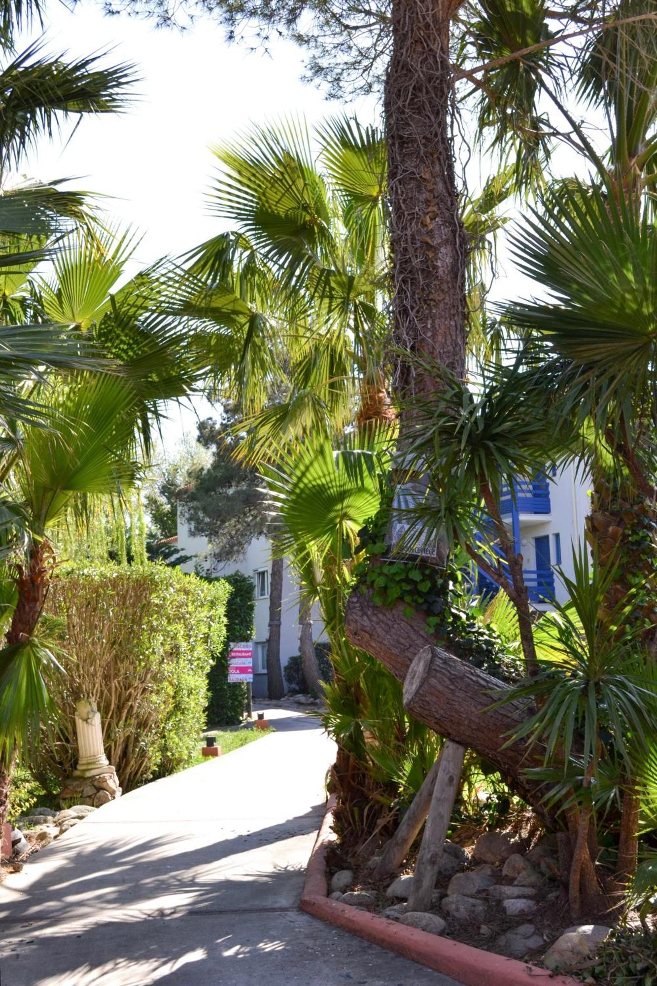 Malibu Village กาเนต์-อ็อง-รูสซียง ภายนอก รูปภาพ