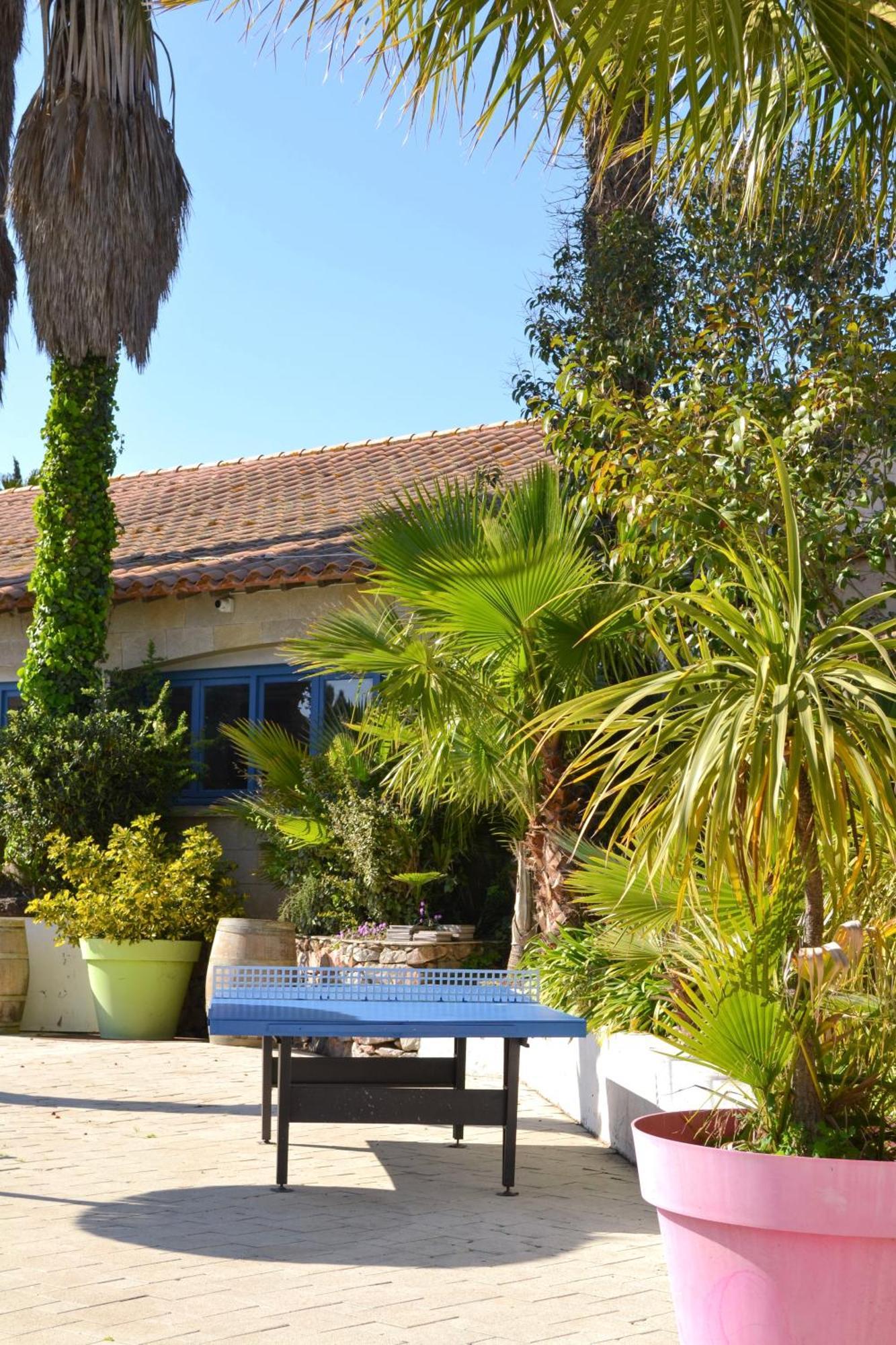 Malibu Village กาเนต์-อ็อง-รูสซียง ภายนอก รูปภาพ